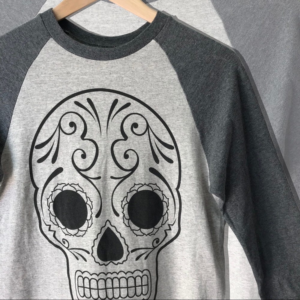 SugarSkull Design Raglan Top